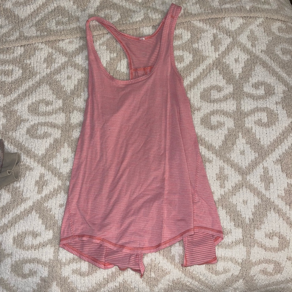 Pink lululemon top